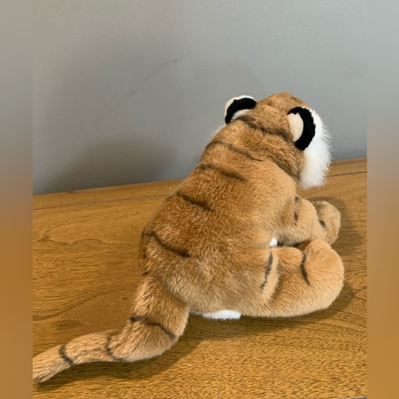 Tiger Stuffed Animal, Like New - Picture 4 of 15